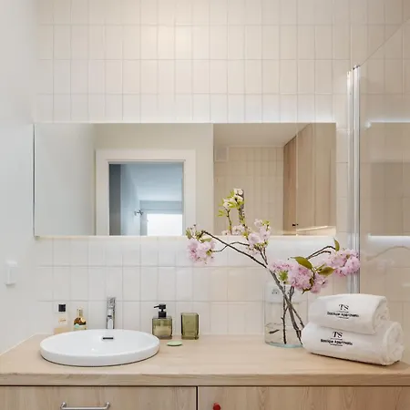 Ts Colonial Airco 아파트 *